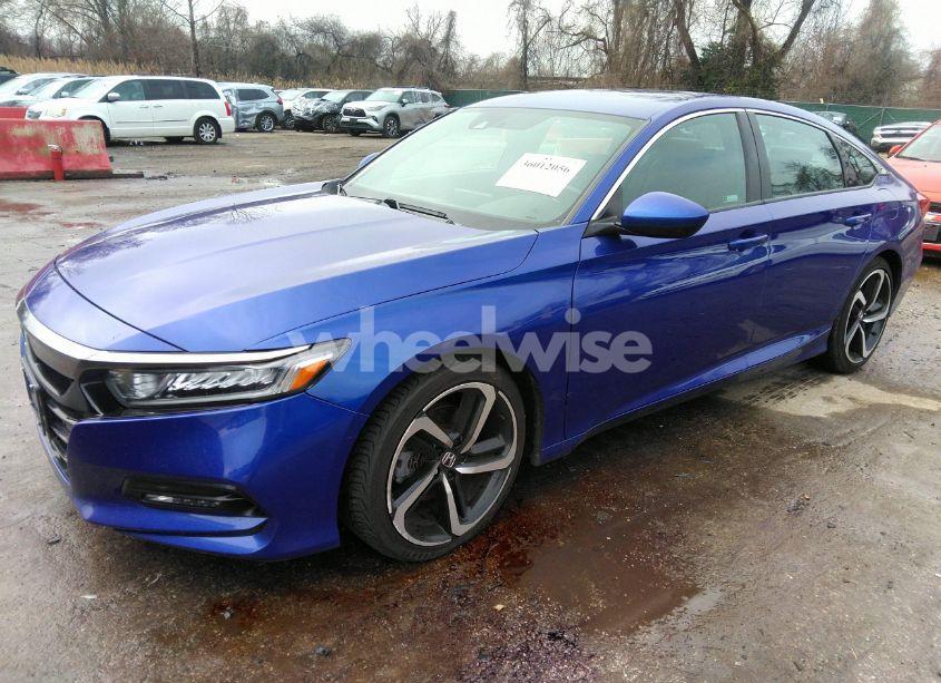 Photo 2 of 2018 Honda Accord SPORT (VIN 1HGCV1F36JA140847)