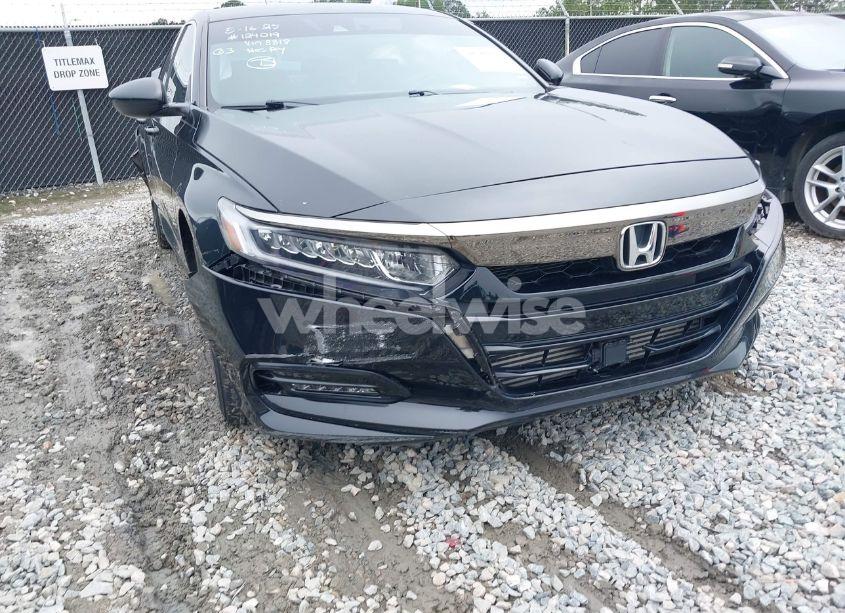 Photo 21 of 2018 Honda Accord SPORT (VIN 1HGCV1F36JA148818)