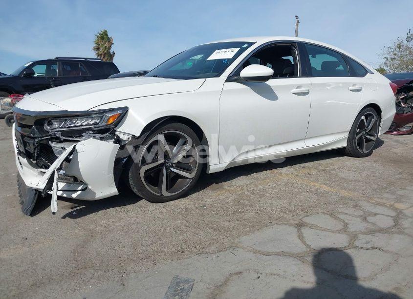 Photo 2 of 2018 Honda Accord SPORT (VIN 1HGCV1F36JA165215)