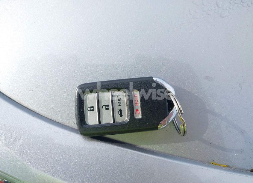 Photo 11 of 2018 Honda Accord SPORT (VIN 1HGCV1F36JA209973)