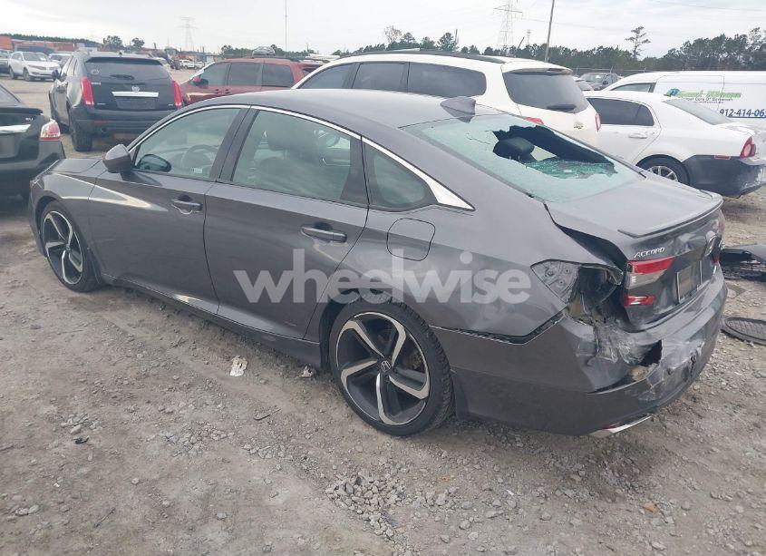 Photo 3 of 2018 Honda Accord SPORT (VIN 1HGCV1F36JA210007)