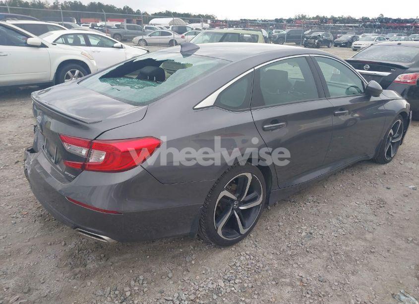 Photo 4 of 2018 Honda Accord SPORT (VIN 1HGCV1F36JA210007)