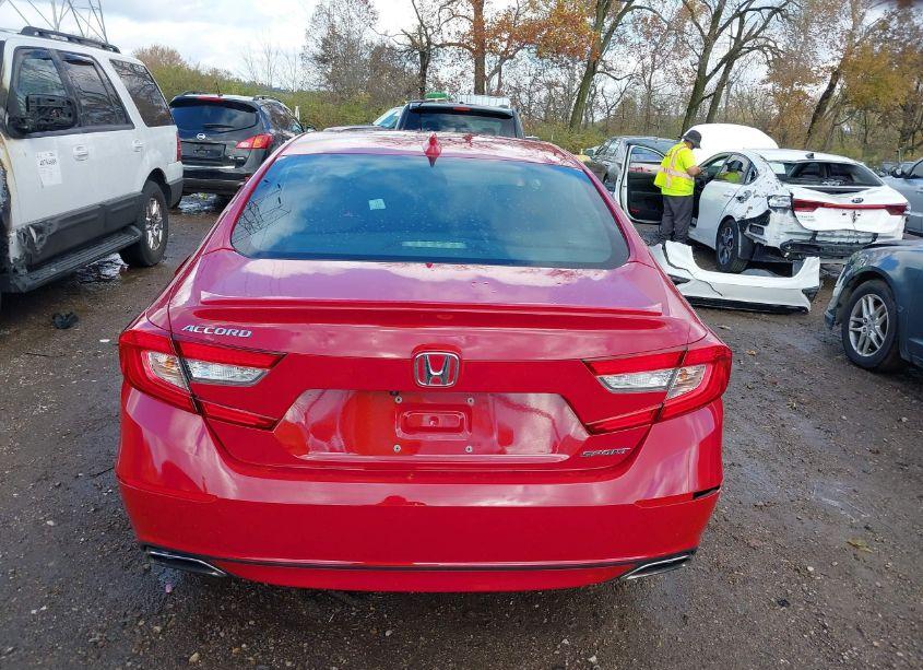 Photo 16 of 2018 Honda Accord SPORT (VIN 1HGCV1F36JA215501)