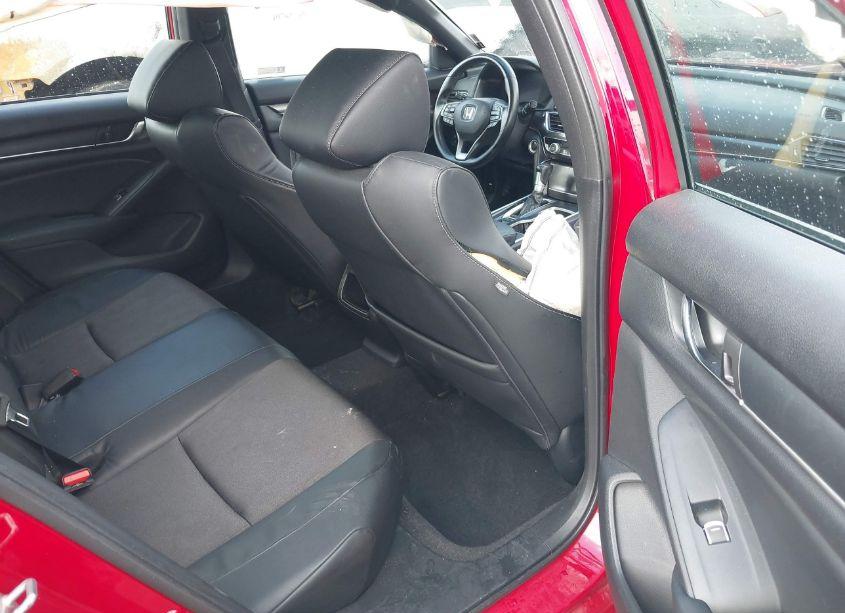 Photo 8 of 2018 Honda Accord SPORT (VIN 1HGCV1F36JA215501)