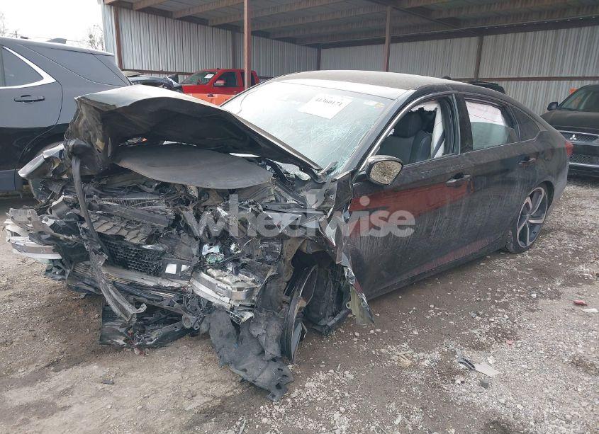 Photo 2 of 2018 Honda Accord SPORT (VIN 1HGCV1F36JA225266)