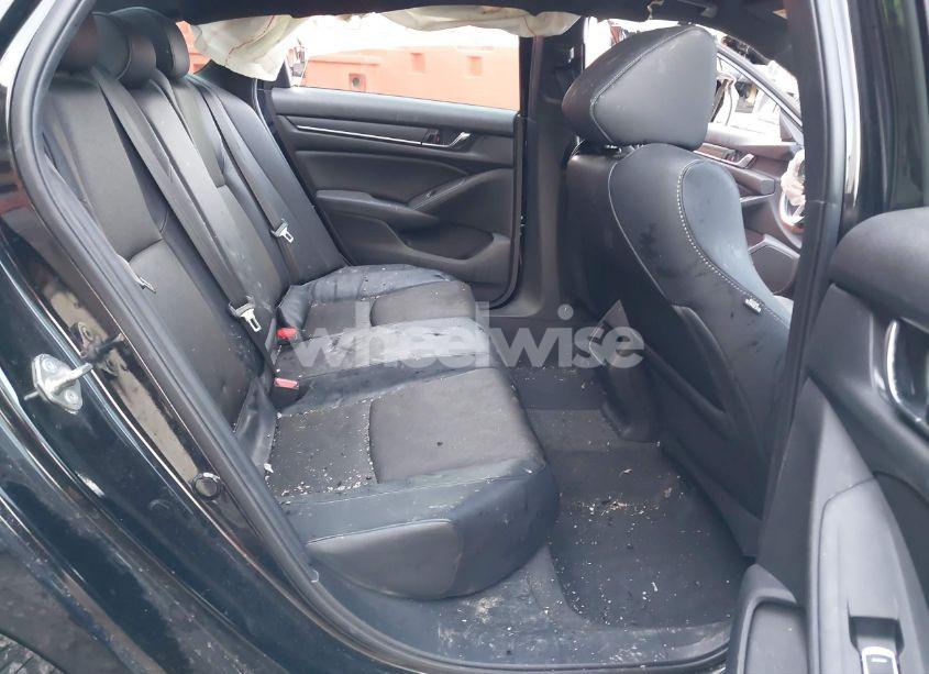 Photo 8 of 2018 Honda Accord SPORT (VIN 1HGCV1F36JA225266)