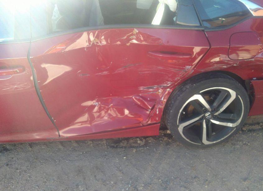 Photo 17 of 2018 Honda Accord SPORT (VIN 1HGCV1F36JA237935)