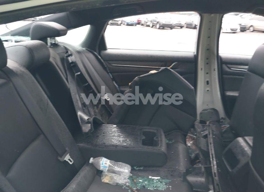 Photo 8 of 2019 Honda Accord SPORT (VIN 1HGCV1F36KA023318)