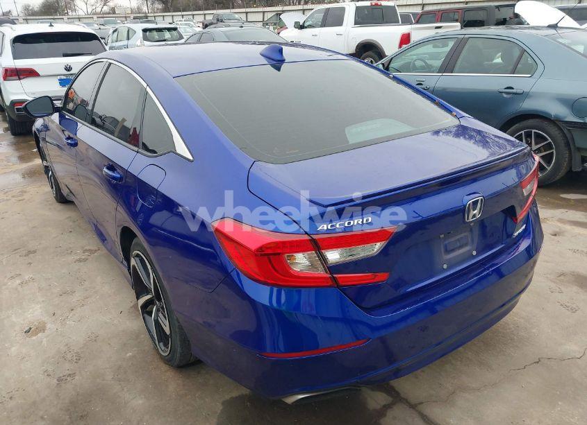 Photo 3 of 2019 Honda Accord SPORT (VIN 1HGCV1F36KA045755)