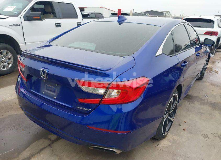 Photo 4 of 2019 Honda Accord SPORT (VIN 1HGCV1F36KA045755)