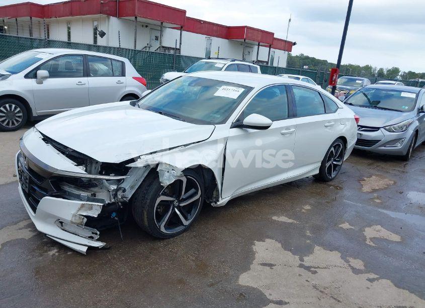 Photo 2 of 2019 Honda Accord SPORT (VIN 1HGCV1F36KA055377)