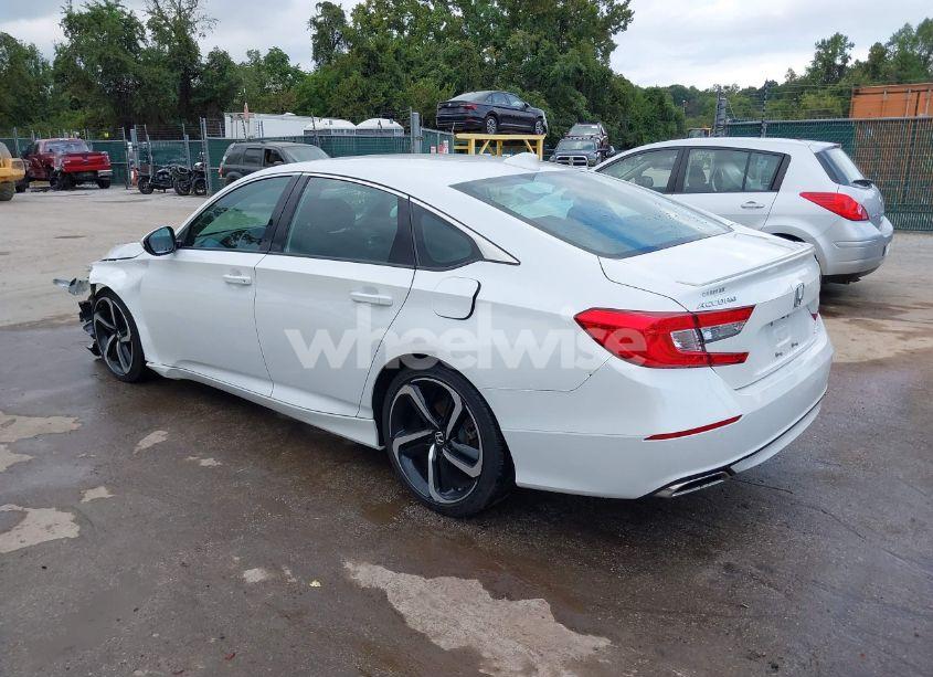 Photo 3 of 2019 Honda Accord SPORT (VIN 1HGCV1F36KA055377)