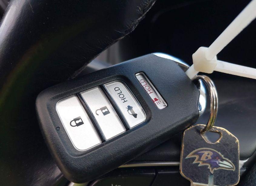 Photo 11 of 2019 Honda Accord SPORT (VIN 1HGCV1F36KA059588)