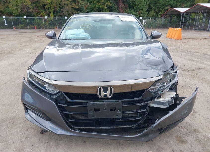 Photo 12 of 2019 Honda Accord SPORT (VIN 1HGCV1F36KA059588)