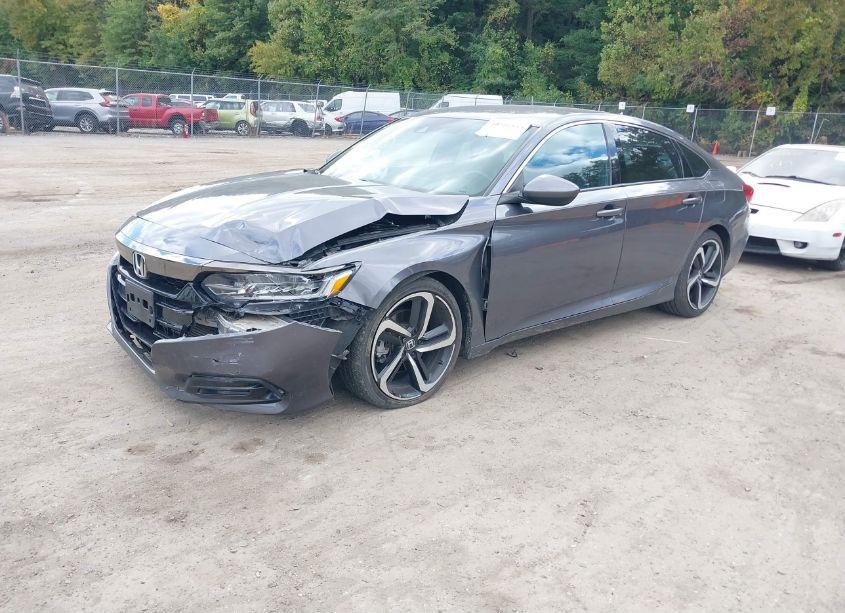 Photo 2 of 2019 Honda Accord SPORT (VIN 1HGCV1F36KA059588)