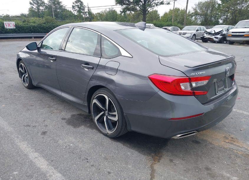 Photo 3 of 2019 Honda Accord SPORT (VIN 1HGCV1F36KA061499)