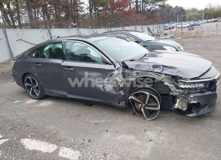 Photo 14 of 2019 Honda Accord SPORT (VIN 1HGCV1F36KA066542)