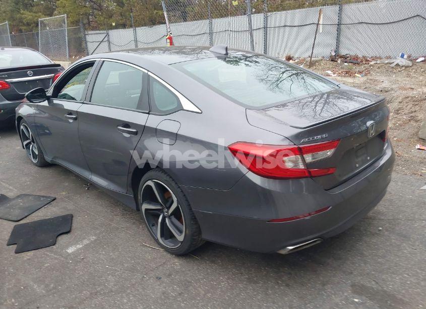 Photo 3 of 2019 Honda Accord SPORT (VIN 1HGCV1F36KA066542)