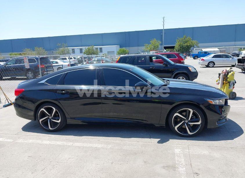 Photo 13 of 2019 Honda Accord SPORT (VIN 1HGCV1F36KA079744)