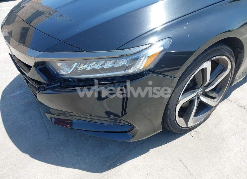 Photo 6 of 2019 Honda Accord SPORT (VIN 1HGCV1F36KA079744)