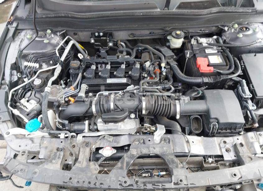 Photo 10 of 2019 Honda Accord SPORT (VIN 1HGCV1F36KA083860)