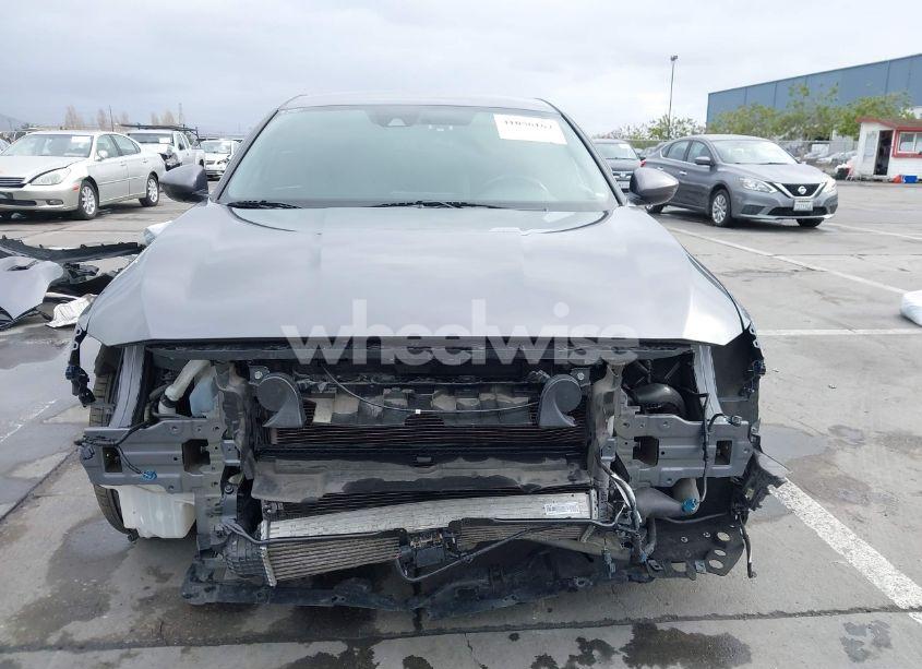 Photo 13 of 2019 Honda Accord SPORT (VIN 1HGCV1F36KA083860)
