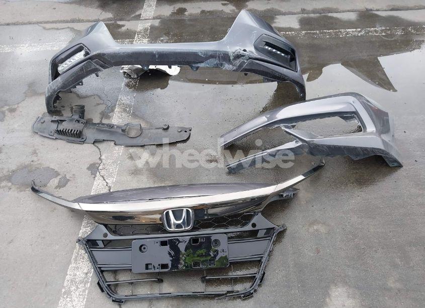 Photo 18 of 2019 Honda Accord SPORT (VIN 1HGCV1F36KA083860)