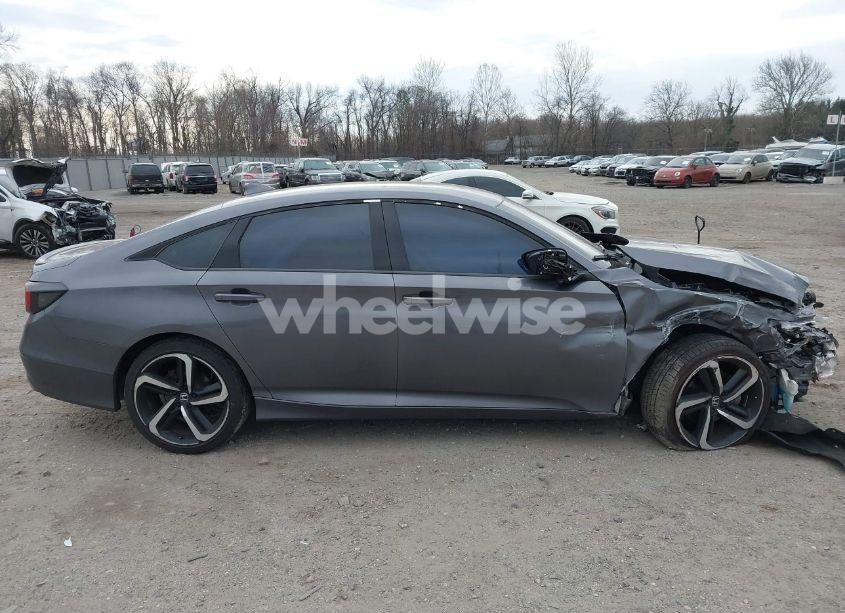 Photo 13 of 2019 Honda Accord SPORT (VIN 1HGCV1F36KA148903)