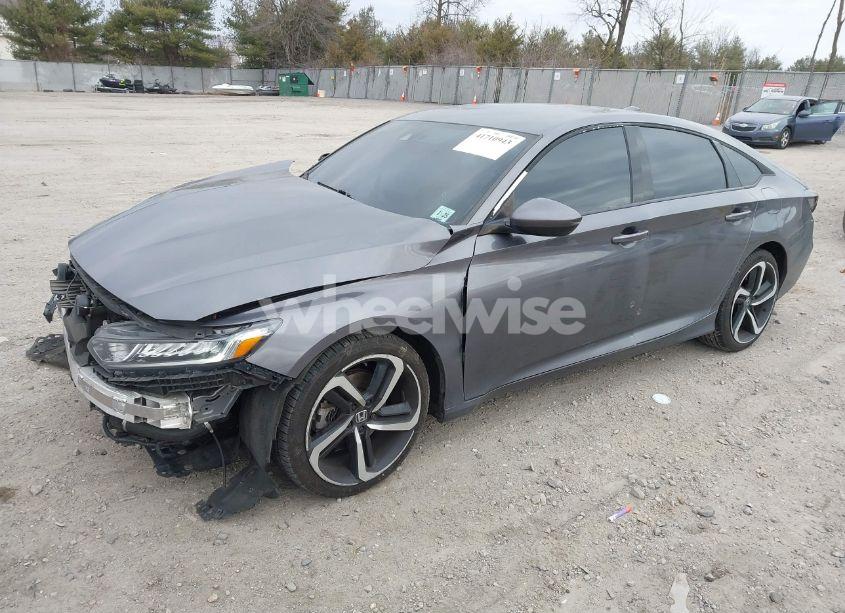 Photo 2 of 2019 Honda Accord SPORT (VIN 1HGCV1F36KA148903)