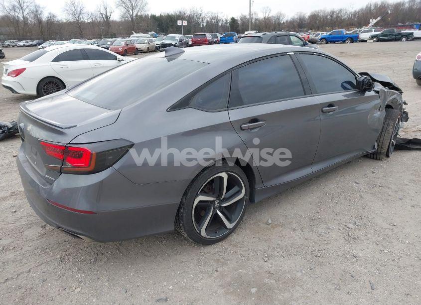 Photo 4 of 2019 Honda Accord SPORT (VIN 1HGCV1F36KA148903)