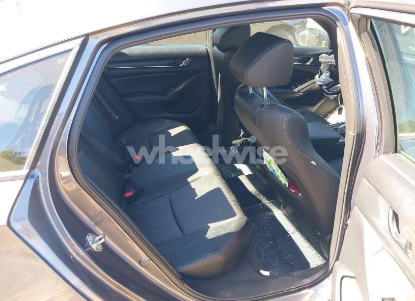 Photo 8 of 2019 Honda Accord SPORT (VIN 1HGCV1F36KA153292)