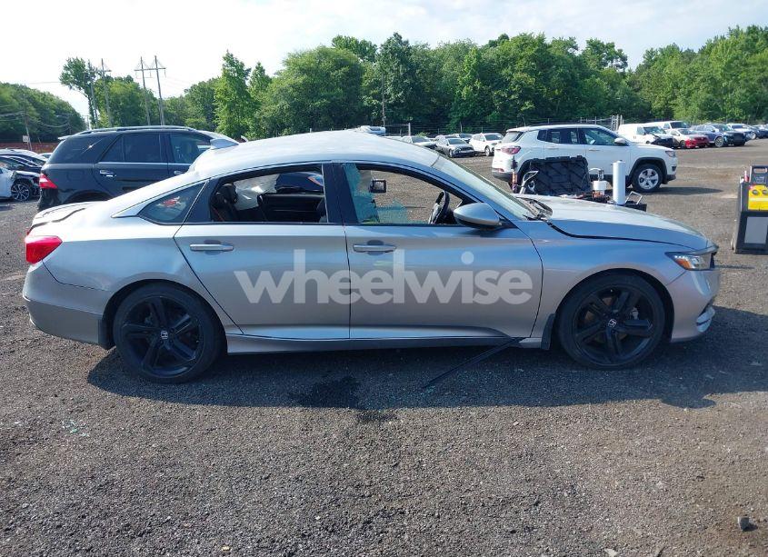 Photo 13 of 2020 Honda Accord SPORT (VIN 1HGCV1F36LA049404)