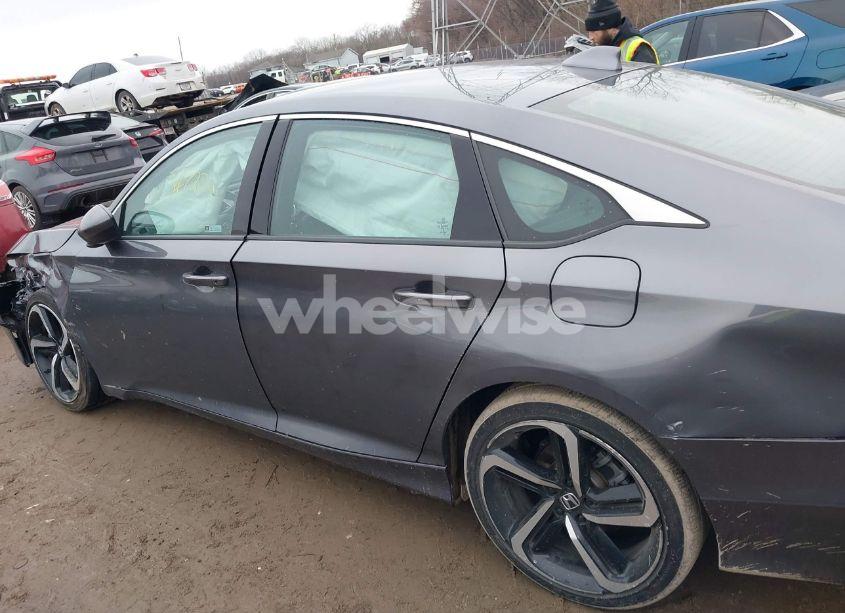Photo 14 of 2020 Honda Accord SPORT (VIN 1HGCV1F36LA097985)