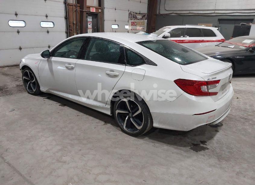 Photo 3 of 2020 Honda Accord SPORT (VIN 1HGCV1F36LA143928)