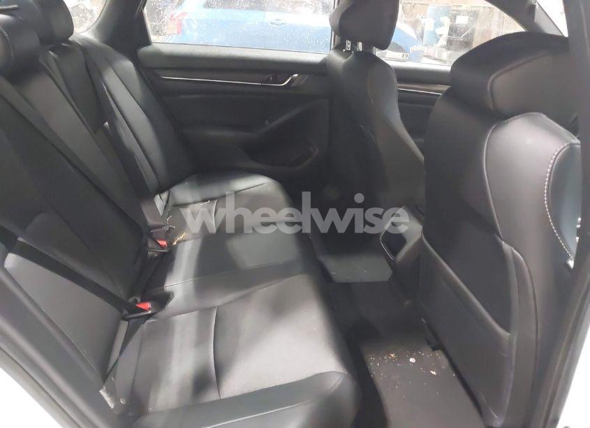 Photo 8 of 2020 Honda Accord SPORT (VIN 1HGCV1F36LA143928)