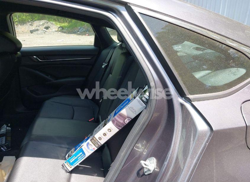 Photo 8 of 2020 Honda Accord SPORT (VIN 1HGCV1F36LA148868)