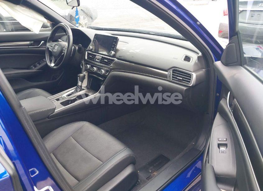 Photo 5 of 2021 Honda Accord SPORT (VIN 1HGCV1F36MA014783)