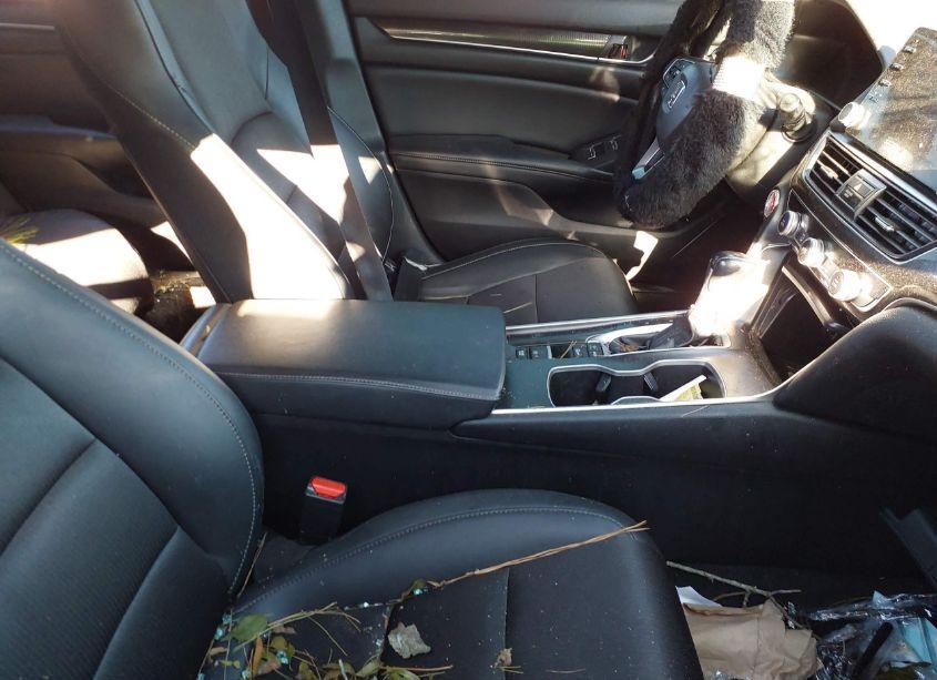 Photo 5 of 2021 Honda Accord SPORT (VIN 1HGCV1F36MA070500)