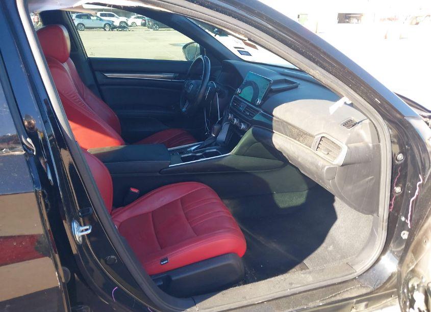 Photo 5 of 2021 Honda Accord SPORT (VIN 1HGCV1F36MA075180)