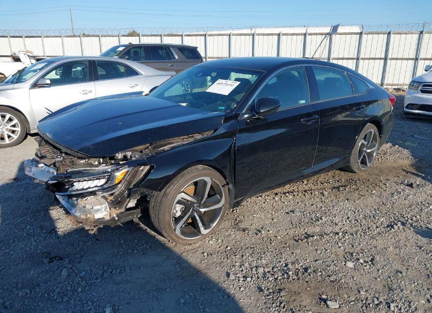 Photo 2 of 2022 Honda Accord SPORT (VIN 1HGCV1F36NA020987)