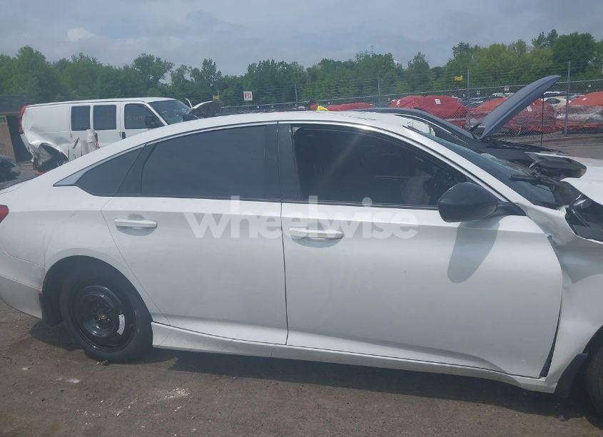 Photo 14 of 2022 Honda Accord SPORT (VIN 1HGCV1F36NA078324)