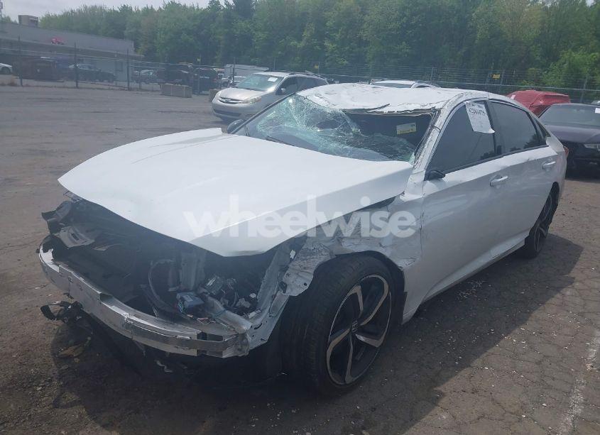 Photo 2 of 2022 Honda Accord SPORT (VIN 1HGCV1F36NA078324)