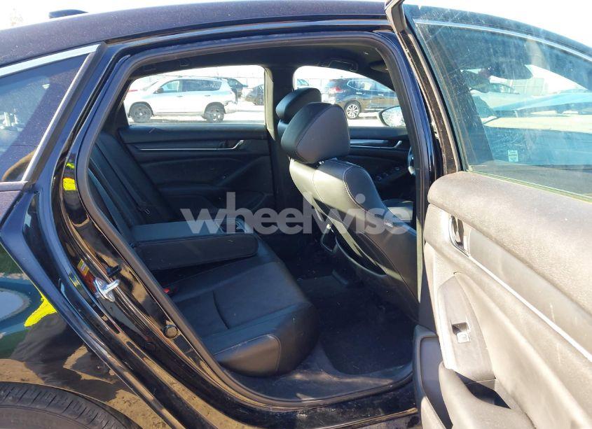 Photo 8 of 2022 Honda Accord SPORT (VIN 1HGCV1F36NA105845)