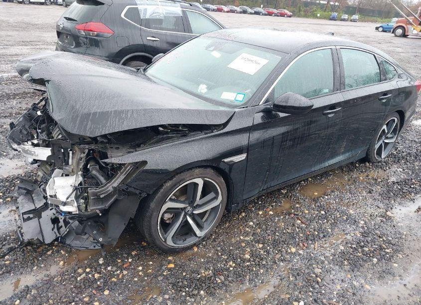 Photo 2 of 2022 Honda Accord SPORT (VIN 1HGCV1F36NA113900)