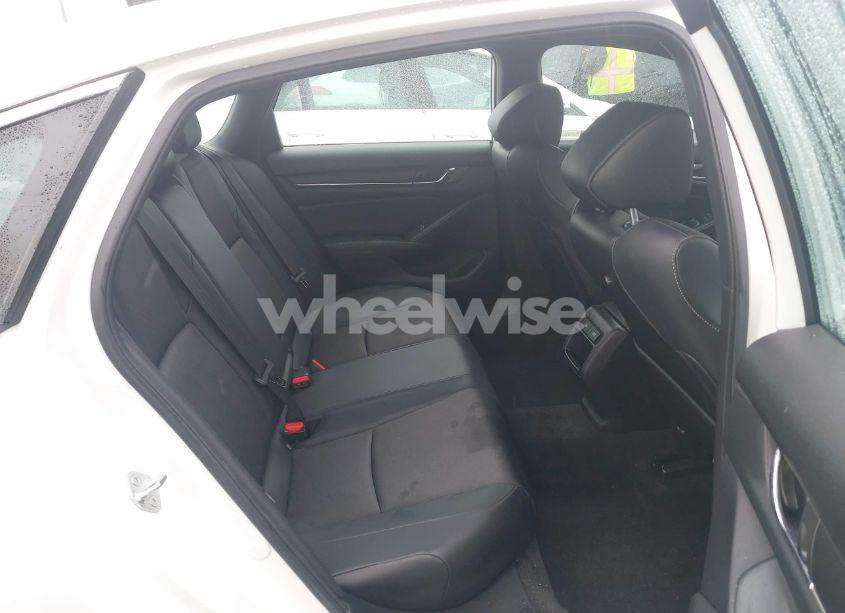 Photo 8 of 2022 Honda Accord SPORT (VIN 1HGCV1F36NA118787)