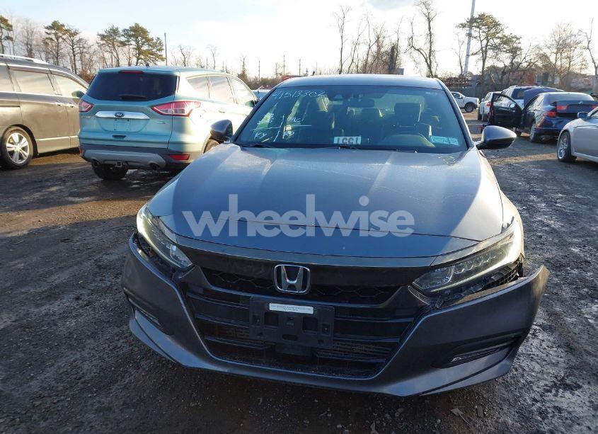 Photo 12 of 2018 Honda Accord SPORT (VIN 1HGCV1F37JA005098)
