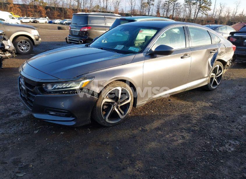 Photo 2 of 2018 Honda Accord SPORT (VIN 1HGCV1F37JA005098)