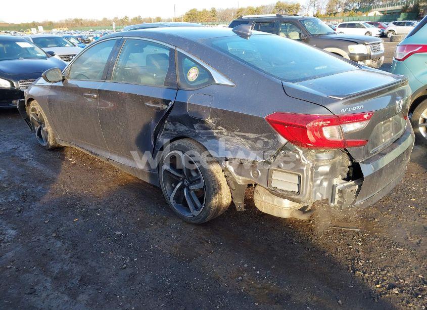 Photo 3 of 2018 Honda Accord SPORT (VIN 1HGCV1F37JA005098)