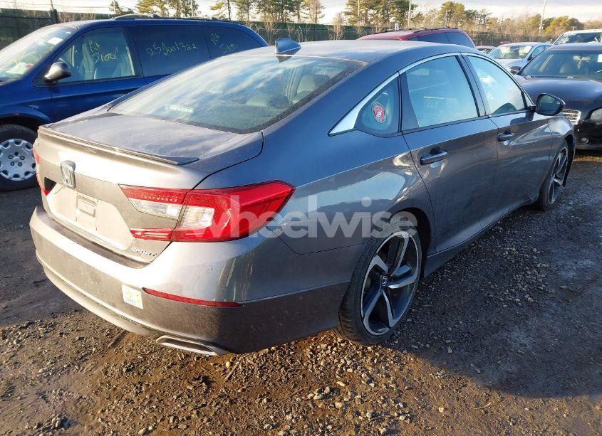 Photo 4 of 2018 Honda Accord SPORT (VIN 1HGCV1F37JA005098)