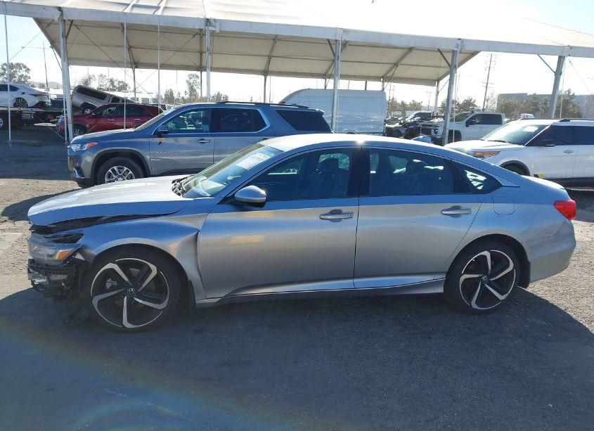 Photo 14 of 2018 Honda Accord SPORT (VIN 1HGCV1F37JA109171)